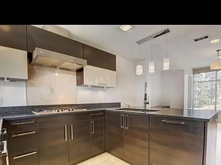 2778 W 22nd Ave — Photo 3