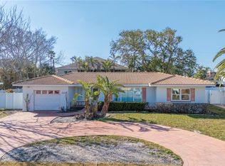 108 19th St, Belleair Beach, FL 33786