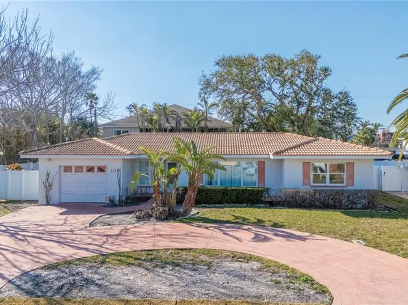 108 19th St, Belleair Beach, FL 33786