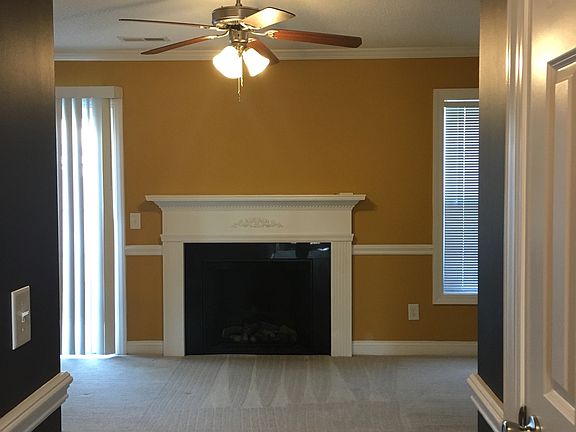 5th image of 4246 Dudleys Grant Dr APT D