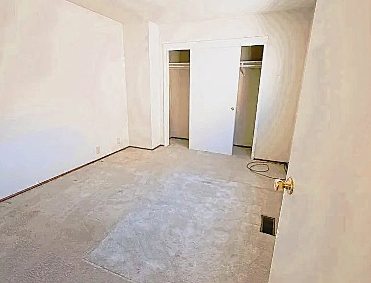 25 Lewis Ave #4 — Photo 2