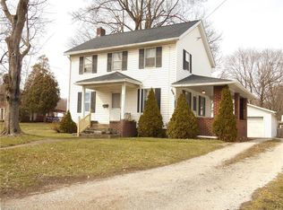 977 Portage St NW, North Canton, OH