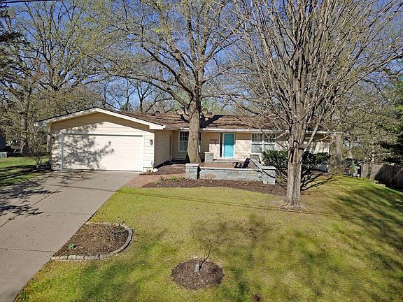 5th image of 2595 Vale Crest Rd