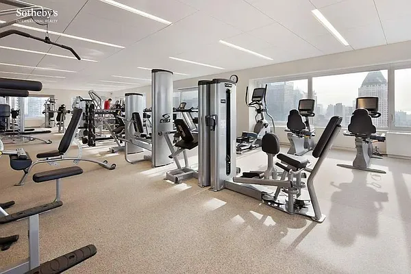 Rented by Sotheby's International Realty | media 27