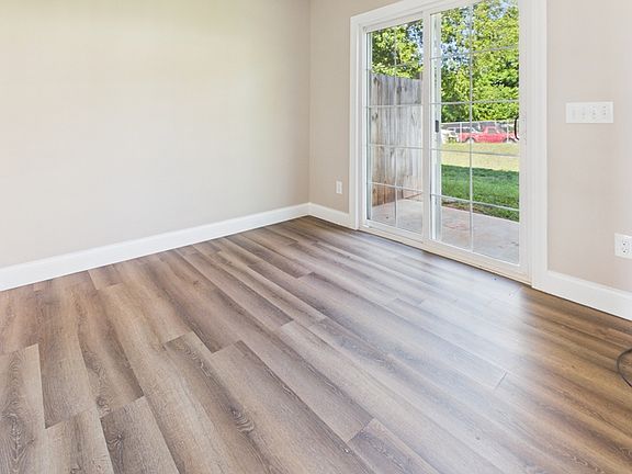 4th image of 1329 Filbert St #1