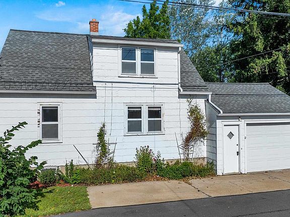 4th image of 109 W DOEGE STREET