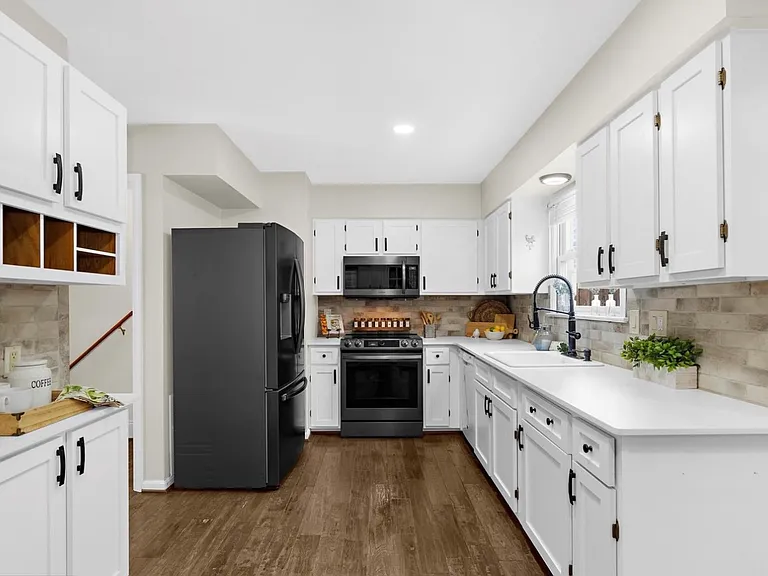 20 Windwhisper Ln — Photo 10