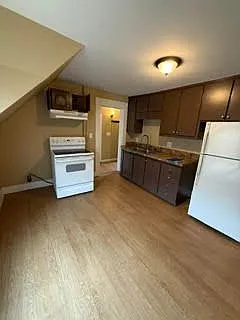 8 South St #3 — Photo 3