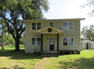 17109 Englin Rd, Winnie, TX 77665