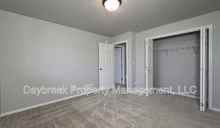 6305 83rd Ave S — Photo 25