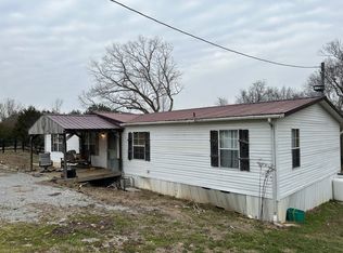 880 Dishman Cemetery Rd, Canmer, KY 42722