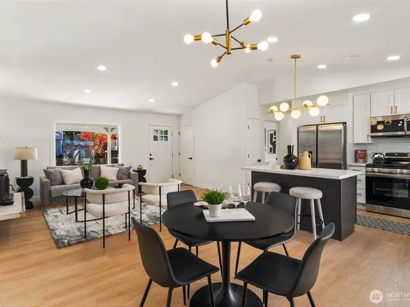 2608 NE 25th Street, Renton, WA 98056