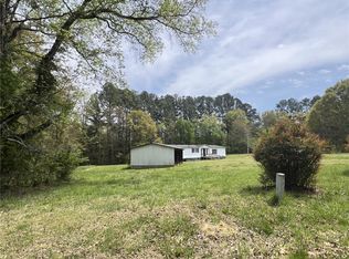 115 Owens Dr, Pelzer, SC 29669