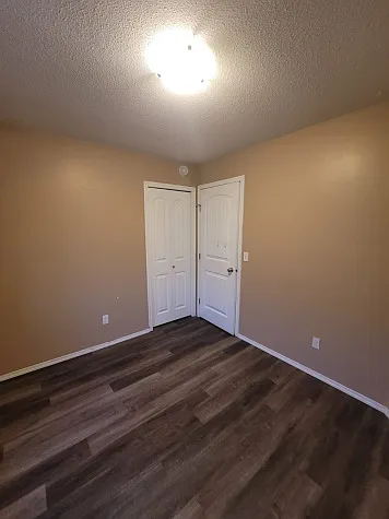 31 Jamieson Ave — Photo 9