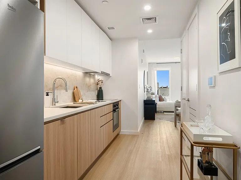 1042 Atlantic Ave #4P — Photo 5