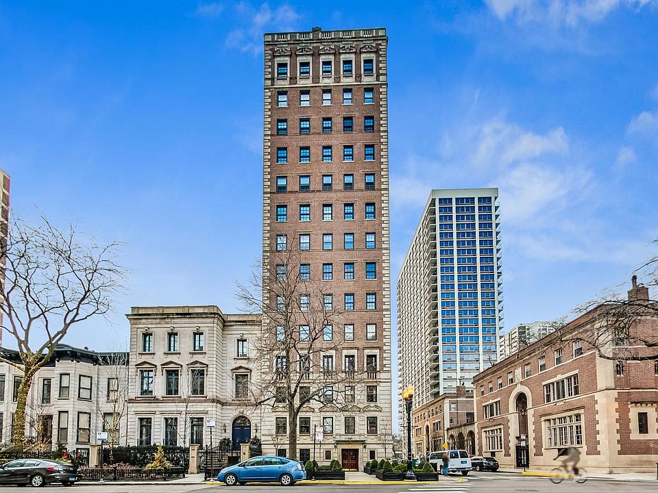 1st image of 1366 N Dearborn Pkwy #14BC