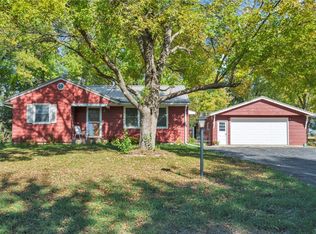920 Commercial St, Central City, IA 52214