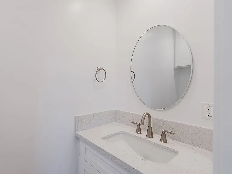 1415 W 222nd St — Photo 25