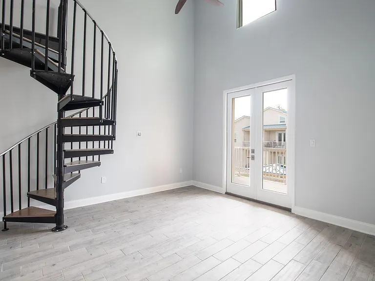 225 Winter Garden Dr #B4 — Photo 14