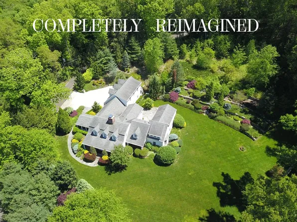 29 Bradley Road, Weston, CT 06883