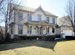 363 Vonder Ln, Geneva, IL 60134