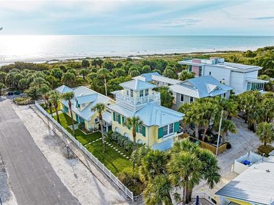 108 Oak Ave, Anna Maria, FL, 34216