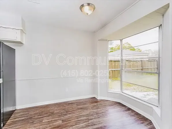 11418 Creekhurst Dr, Houston, TX 77099