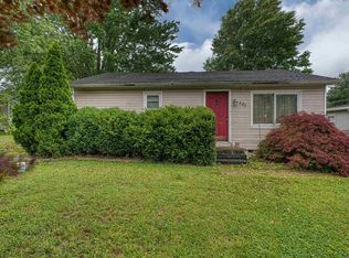 531 E Monroe Ave, Chandler, IN 47610