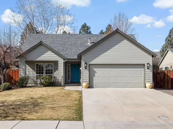 1733 SW 21st St, Redmond, OR 97756