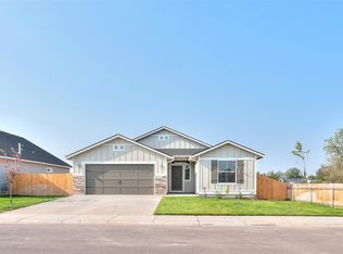 1193 W Crosswind Dr, Meridian, ID 83646