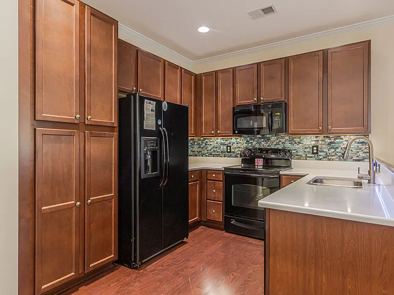 1845 Culbertson Ave — Photo 12