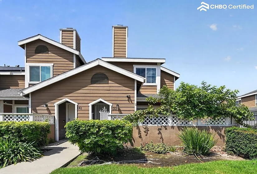 Furnished Townhome in Commerce CA — Photo 3