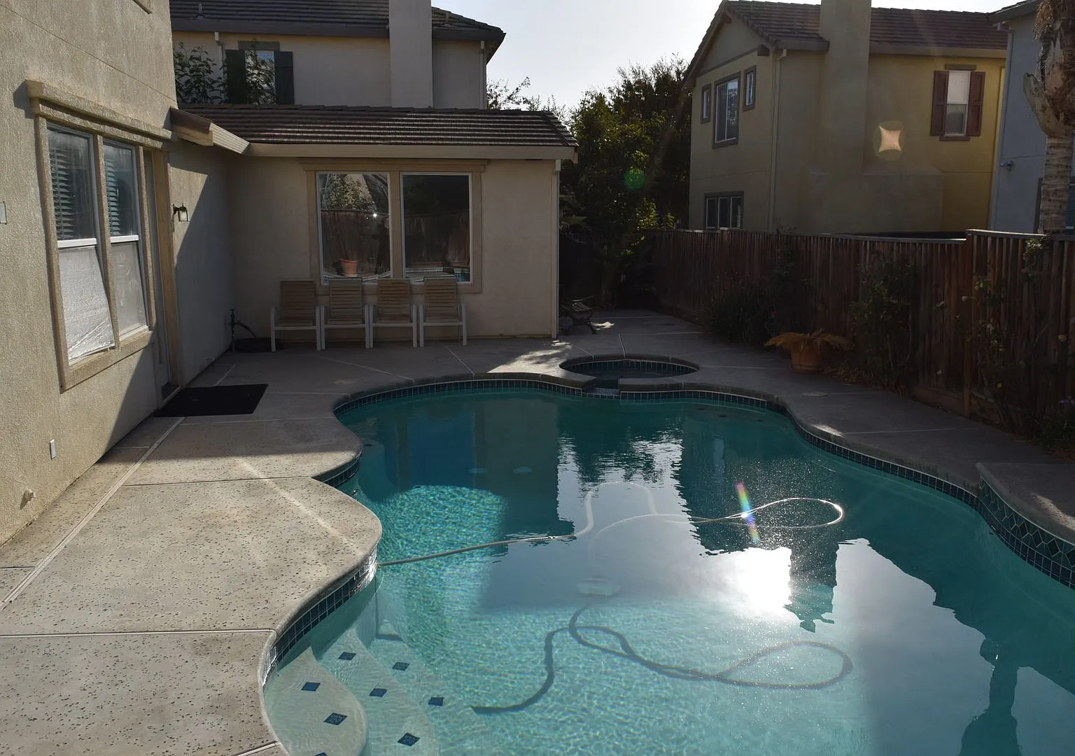 Newly Renovated 5-Bedroom Home with Pool & Hot Tub in Tracy! — Photo 4