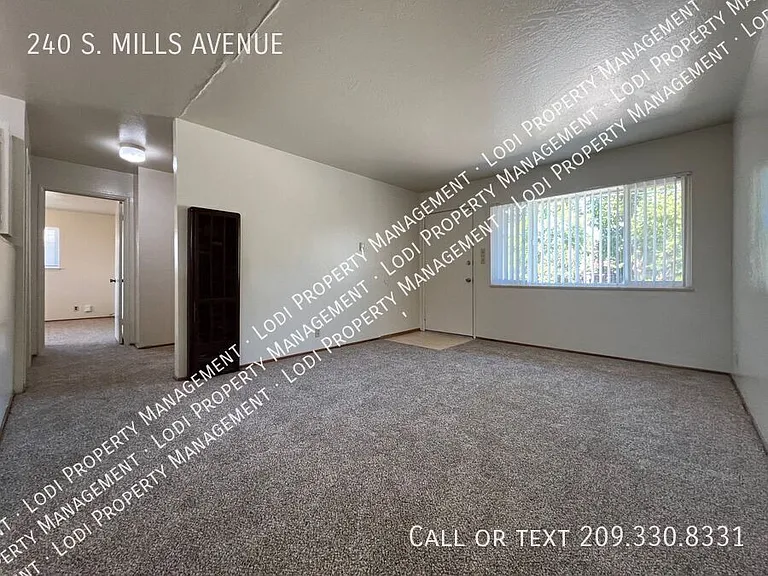 240 S Mills Ave — Photo 6