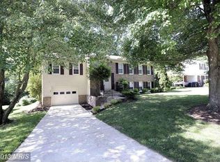 8747 Arley Dr, Springfield, VA 22153