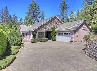 Landau Ln, Grants Pass, OR