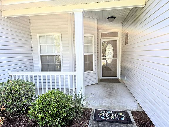 Main entry sitting porch