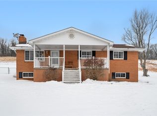 718 Old Hickory Ridge Rd, Washington, PA 15301