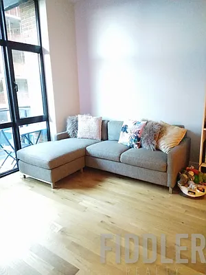 Rented by The KCI Group | media 34