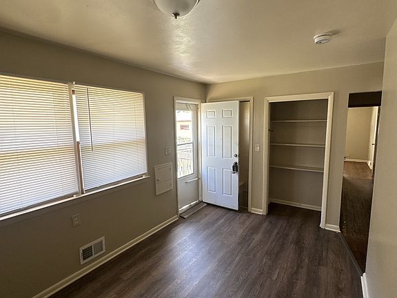 3rd image of 7321 W Florist Ave