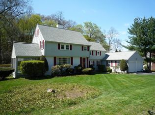 30 Morrison Rd W, Wakefield, MA 01880