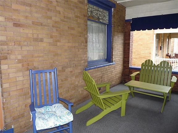 3rd image of 490 Lincoln Ave