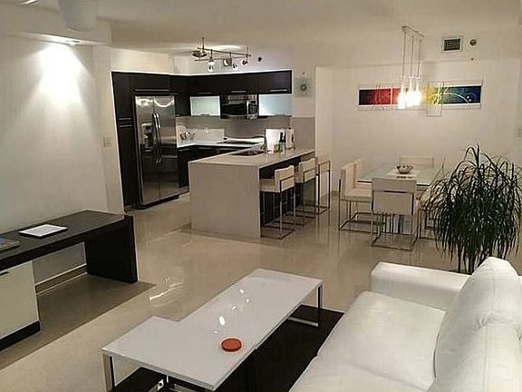 4th image of 19501 E Country Club Dr APT 301