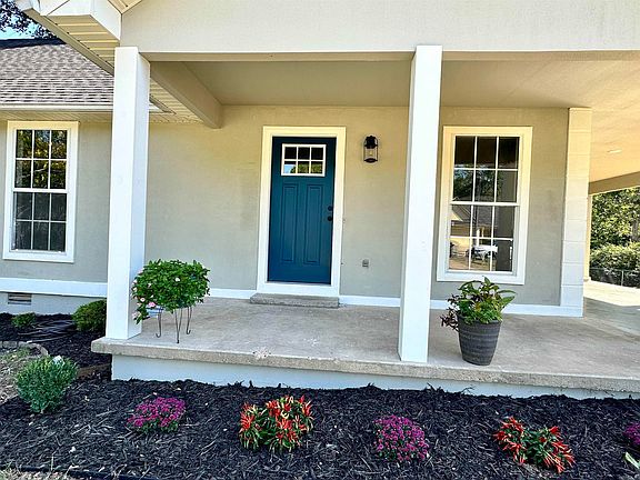 2nd image of 104 McNanna Ct