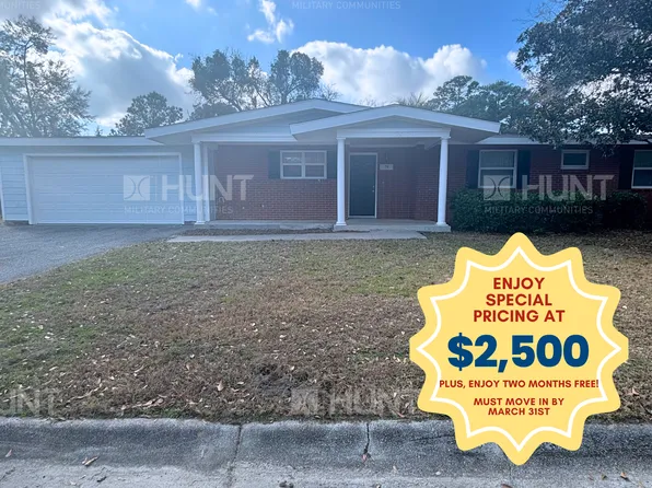 79 Banyan Dr, Beaufort, SC 29906