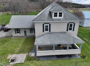 220 Hall Stream Rd, Beecher Falls, VT 05902