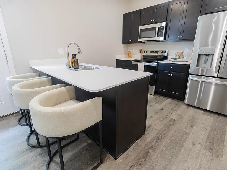 2700 Emery Dr — Photo 16