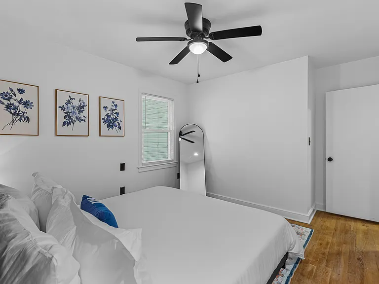 5475 Lauradell Ave — Photo 10