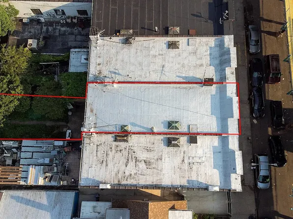 821 Mc Donald Avenue image 2 of 3