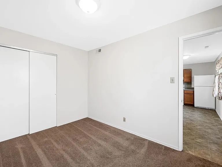 22 E Rock Creek Mnr — Photo 14